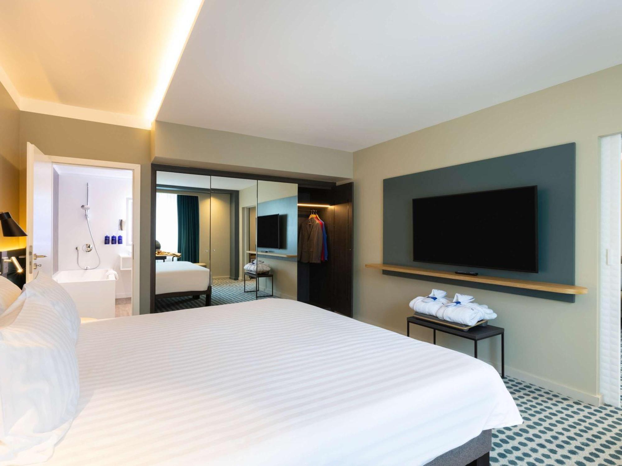 Novotel Luxembourg Kirchberg Bagian luar foto