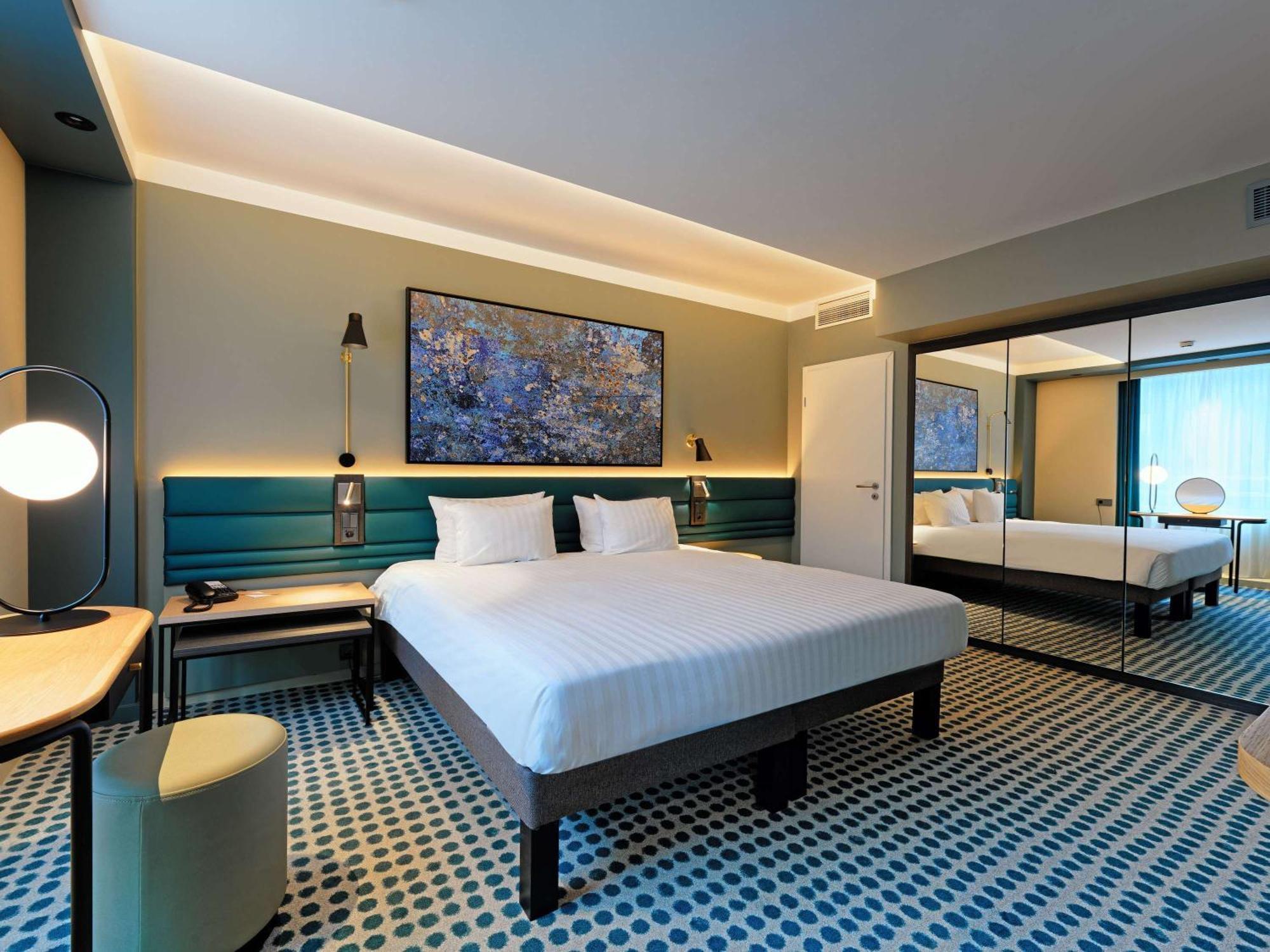 Novotel Luxembourg Kirchberg Bagian luar foto