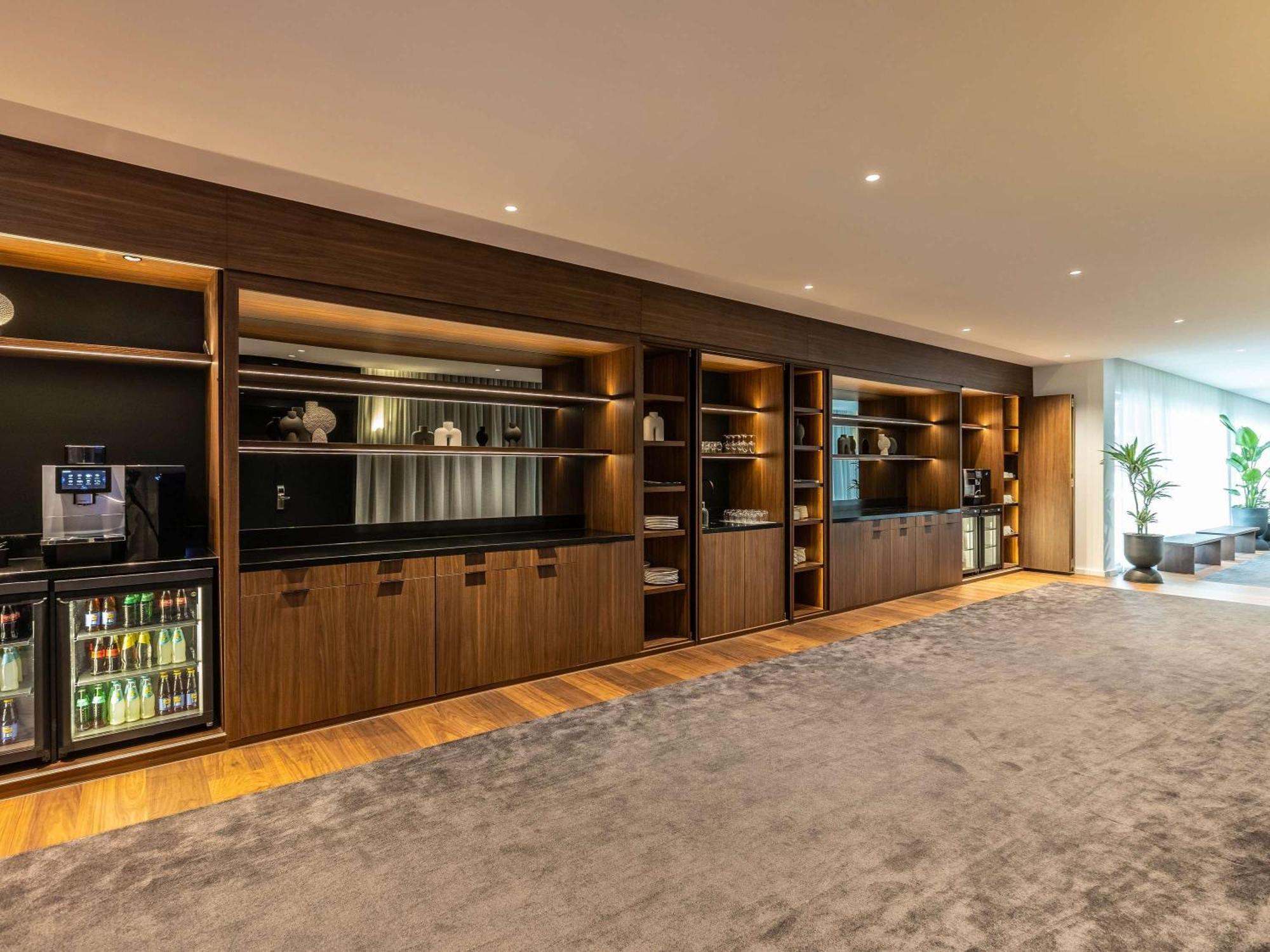 Novotel Luxembourg Kirchberg Bagian luar foto