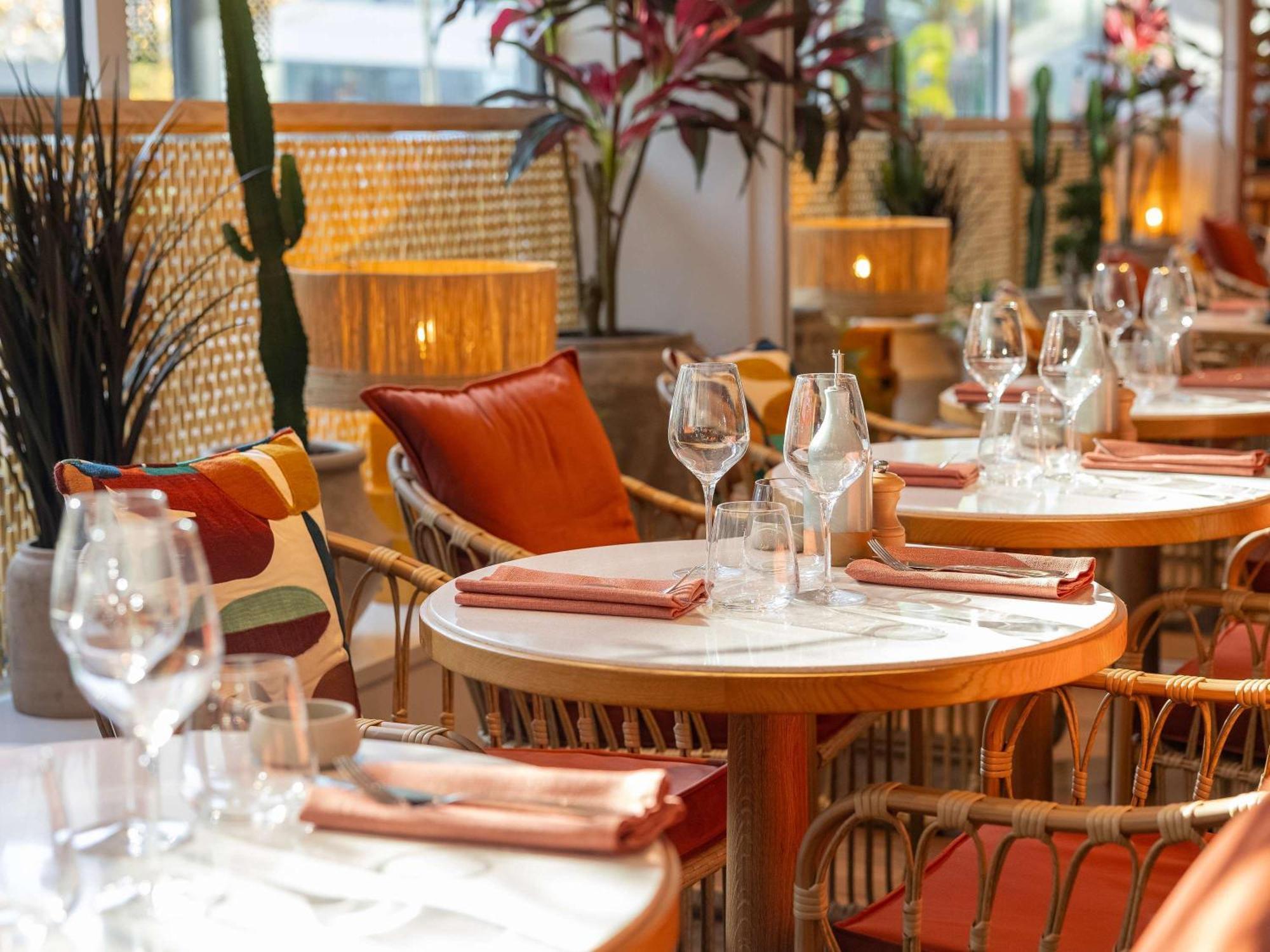 Novotel Luxembourg Kirchberg Bagian luar foto