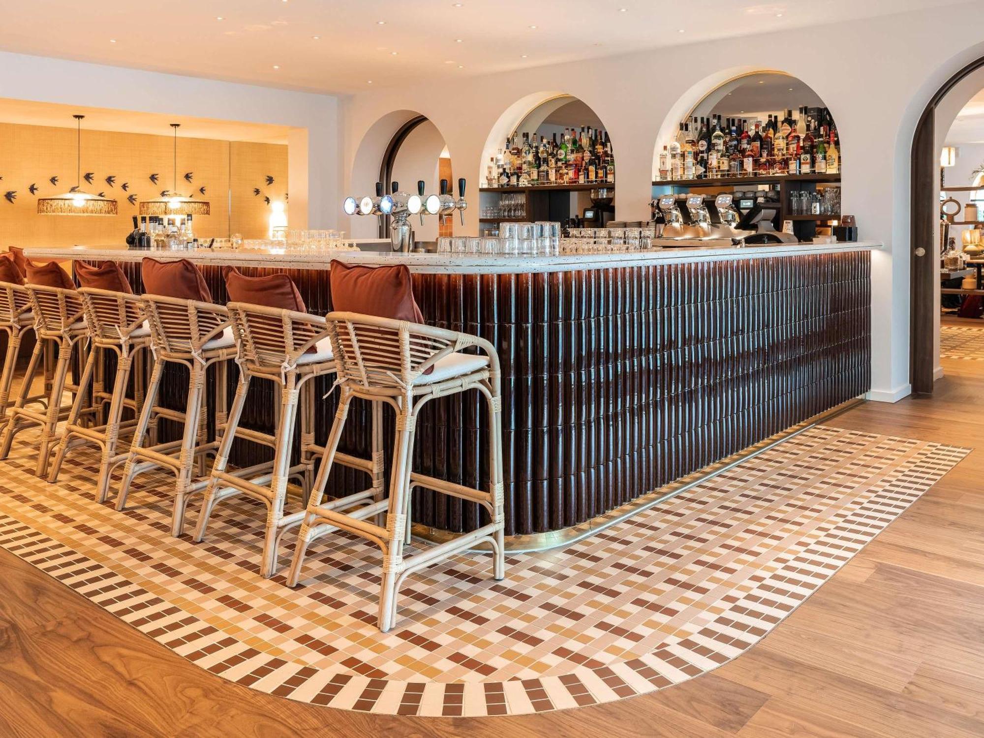 Novotel Luxembourg Kirchberg Bagian luar foto